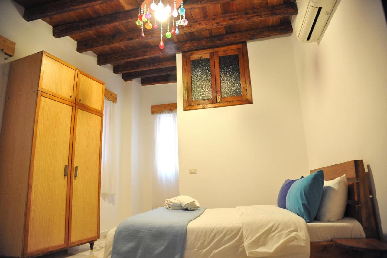 Tyre Boutique Apartments Екстер'єр фото